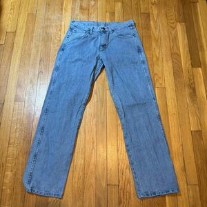 Men's (32x32) Wrangler Light Blue Straight Jeans